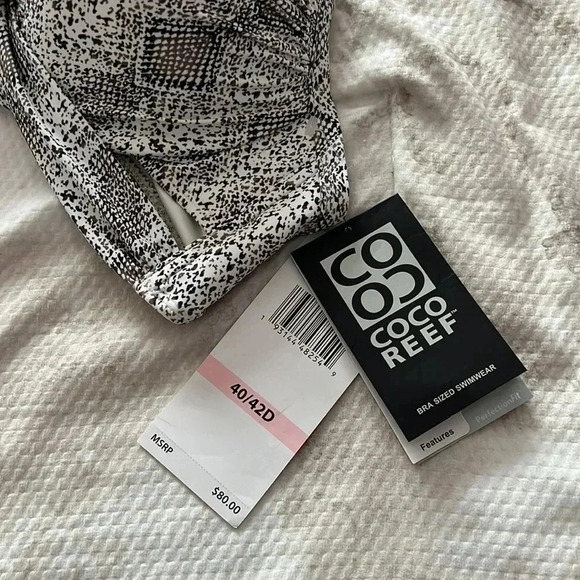 Coco Reef Diamond Head Wrap Underwire Bikini Top Size 40/42D - Picture 8 of 8